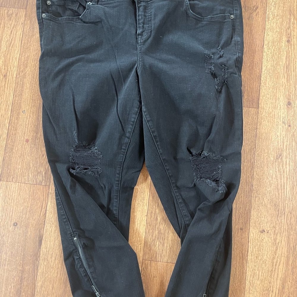 Torrid Size 22 Distressed Black Women's Jeans